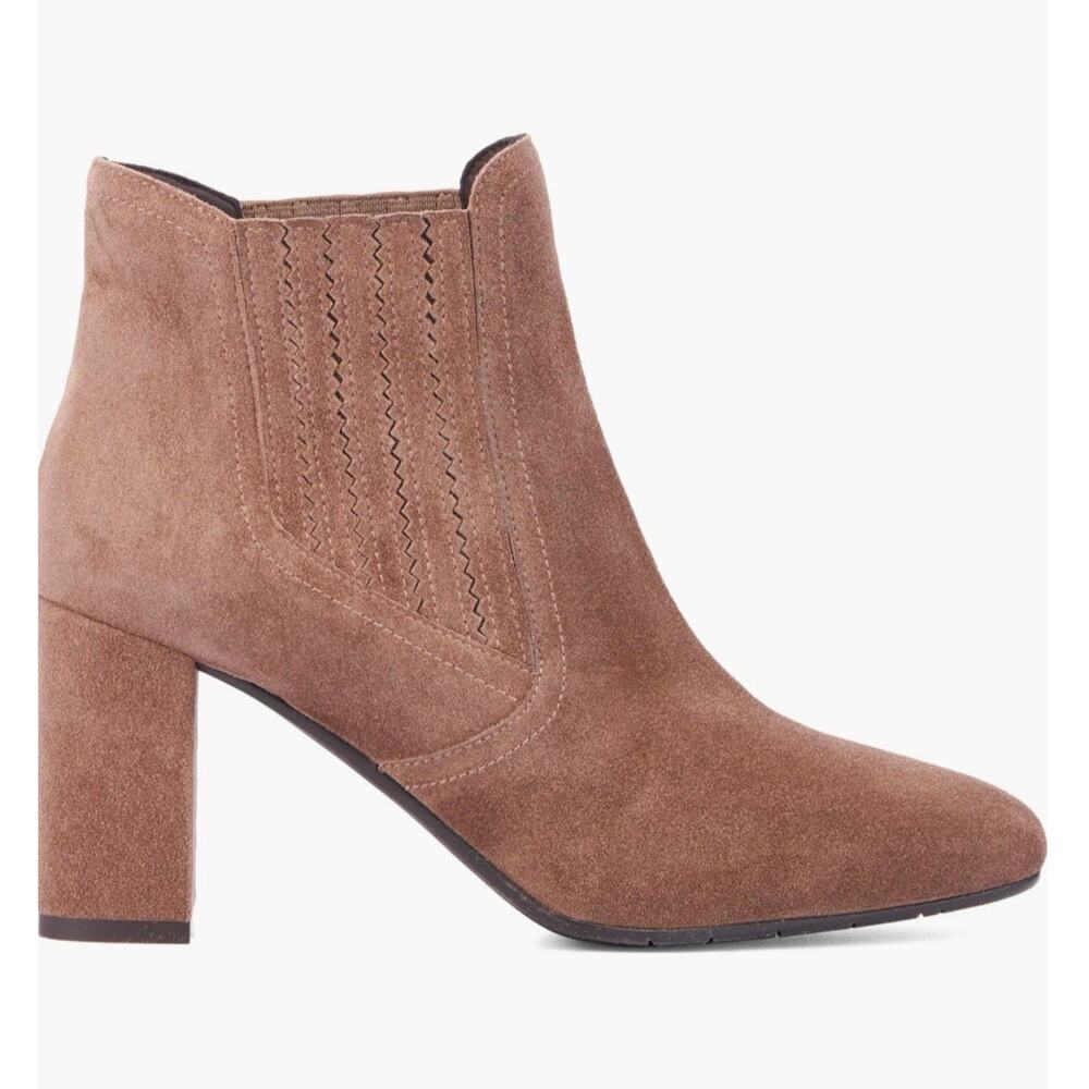 Aquatalia Lanna Silky Suede New 9.5 Boots MSRP $565